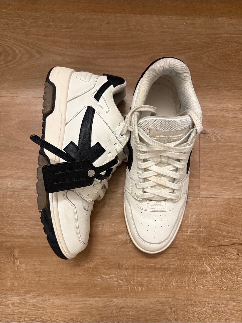 OFF-WHITE “Out of Office” Leather Sneakers Black/White